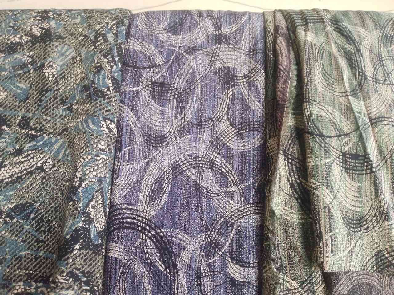 تنزيلات يم محلات الابو مالك للأقمشة التجارية
زبائننا الكرام توفر يمنا قطع كشمير وغيرها بألوان ونقشات مختلفة 
سعرها من 3,500 لحد 4,500 

وقطع الكشمير كل 3 بـ 10 مفرد 3,500

للأستفسار مراسلة الصفحة او الإتصال بنا على الرقم 
***********

عنوانا #نهاية_السايدين بالقرب من دكتورة عربية 

التعامل #بالنقد فقط
