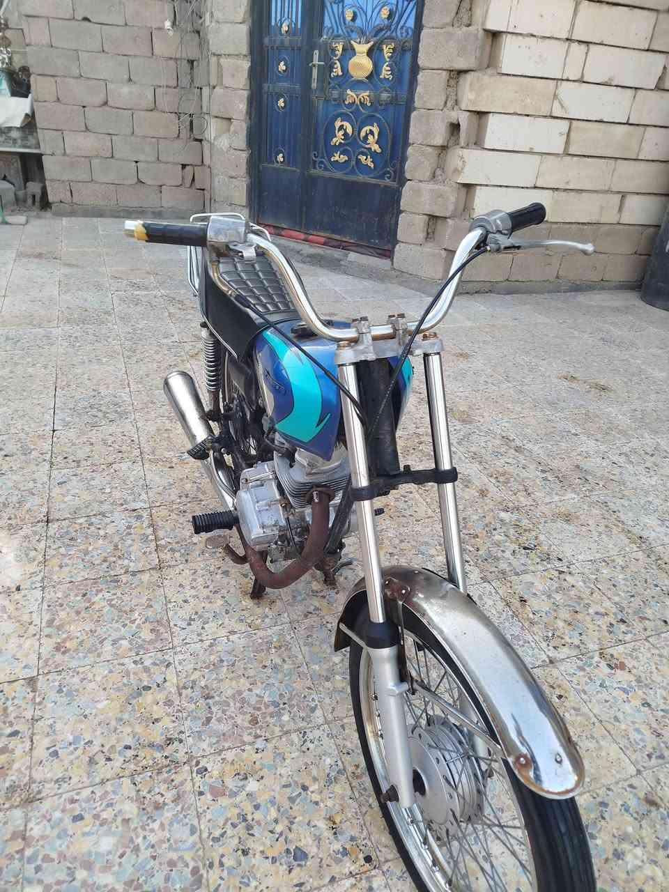 للبيع نامه ادوات مكينه ناعمه مفتوحه بستم فقط سعر 325 وبيها مجال مكاني أبو خصيب رقم الهاتف (***********) شراي يراسلني
