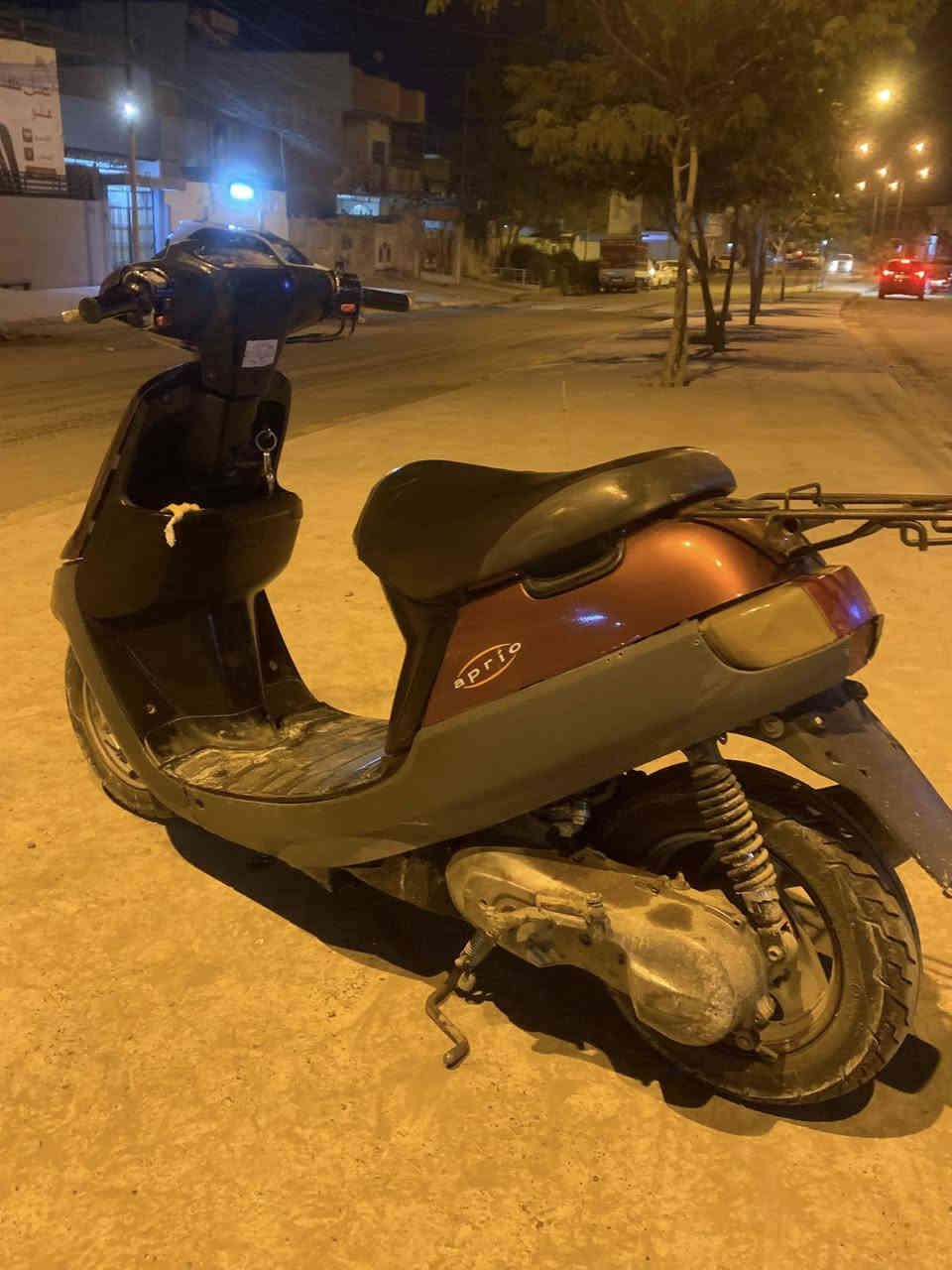 ماطور بوتين للبيع  سعر 275 قفل قفل مكينة شرط خرسه ما بي لا جزه لا  ونه شرط شلعه ومعدل نار 🔥 كهربائيات شغاله كامل باتري جديد شاصي شرط سلف شغال بس يعوزو فحمات قفل ستيرن شغال كزوز الاصلي سعر 275 قفو من اخير ابو ال215 لا تعلق  

 رقم  ***********
