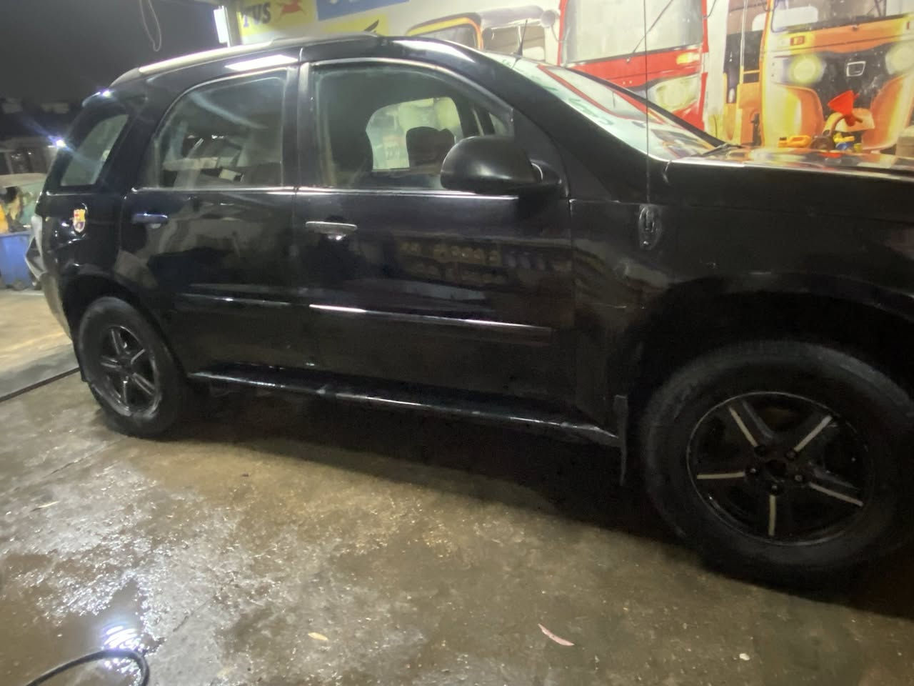 شوفر ليت كونكس ٢٠٠٥ 
صبغ حزام 
مكينه بحاله جيده 
سياره نضيفه 
خلل بالكير تمشي السياره 
بس النمر بيهه مشكله 
رقم بابل مشروع وطني 
باسمي تحويل مباشر 
كهربائيات كلهه شغاله 
السعر ٥٠ وبيهه مجال
***********
