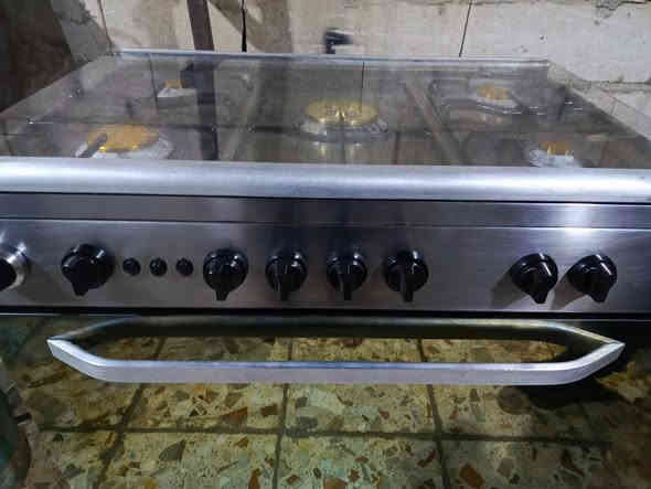 سلام عليكم طباخ {فريش مصري} : شرط الفحص. باب اول! كله شغال. شرط شغال عيون وافران نضيف جدآ ـــــــــــــــــــــــــــــــــــــــــــــــــــــ 
السعر/  ٢١٥ 
ــــــــــــــــــــــــــ
العنوان: نجف كوفه حي ميسان 
***********☎️ سـيد هـيثـم
