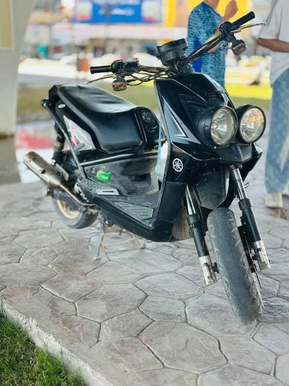 السلام عليكم شباب دراجه جبلي للبيع نضافه 90% بيها تزويد اصلي صالنصه بوري عدل كلجات صدرامامي دي واي دبلات خلفي اسنان صفحة ملاقط صوندات ستيرن يدات بريك بتنظيم تعلاكه قبق شاصي كشن رياضي دواسات قطره دهن واكسن السعر واحد 200 وبيها مجال مكاني شعب رقم ***********
