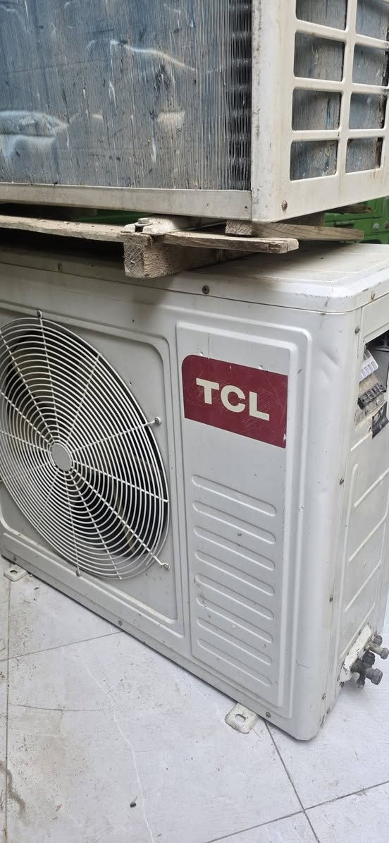 سلام عليكم
متاح سبلت 3 طن 
نوع TCL
 داخليه كارت جوكر 
سبلت شغال بدون غاز 
ليك طاير غازه ماعرف 
السعر( 325) قفل 
مكاني ابي الخصيب البهادريه 
الرقم ***********
