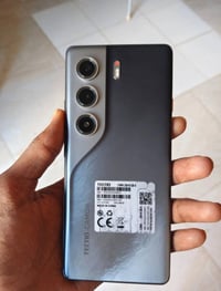 كامون 40 برو 5G • ٢٥٦/٨+٨ • بطارية ٥٢٠٠ شحن ٤٥واط