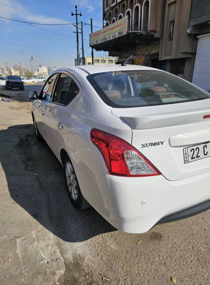 نيسان سني مصري موديل 2022 رقم اربيل ماشيه 43الف  السياره بحالة الوكاله بيها بارد قليل بالجاملغ الأمامي الأيسر فقط 
. تحكم ستيرن جام كهرباء شاشه كامرا كشنات جلد بلاد السياره جاهزه 
السعر 118 وبيها مجال قليل 
للإستفسار *********** البصرة, العراق
