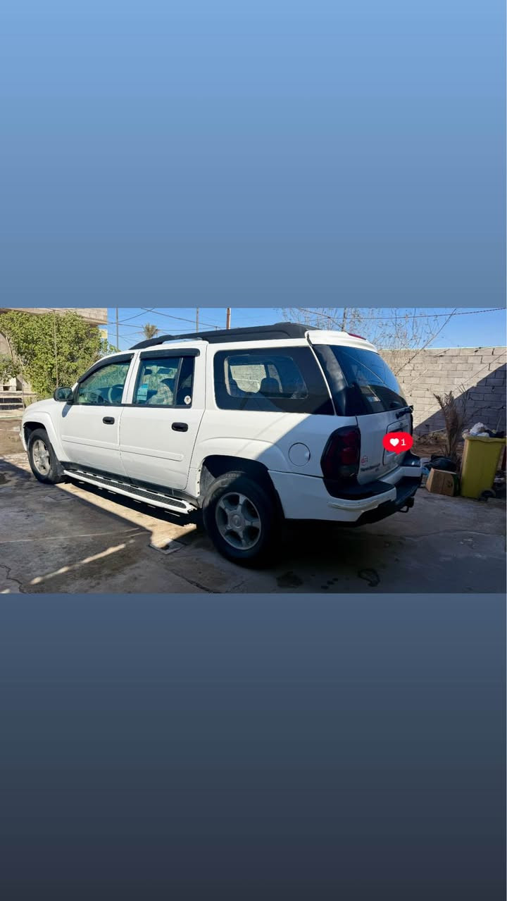 سيارة بلايزر موديل ٢٠٠٦ رقم اربيل بااسمي 
ويمتى ما تريد تحويل انحول ٧راكب 
مكينة وكير بلاد وسيارة كلها بلاد مجرد ضربه خفيفه بالجاملغ الخلفي الي واضح بالصوره سيارة لا صبغ ولا اي شي اي استفار اتصال على هذا رقم *********** البصرة, العراق
