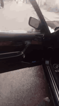 سلام عليكم بي ام دبليو 525مسكر موديل 92للبيع كهربائيات شغالة تبريد شغال تدفئة شغالة السيارة حلوة ونضيفة السيارة مبدل بيهة جاملغ صاير بي خياس مو ضربة وبدلتة السيارة معروضة 57 وبيهة مجال السيارة موجود بغداد تحويل مباشر الشراي يخابر وحطة بعيوني الرقم ***********
