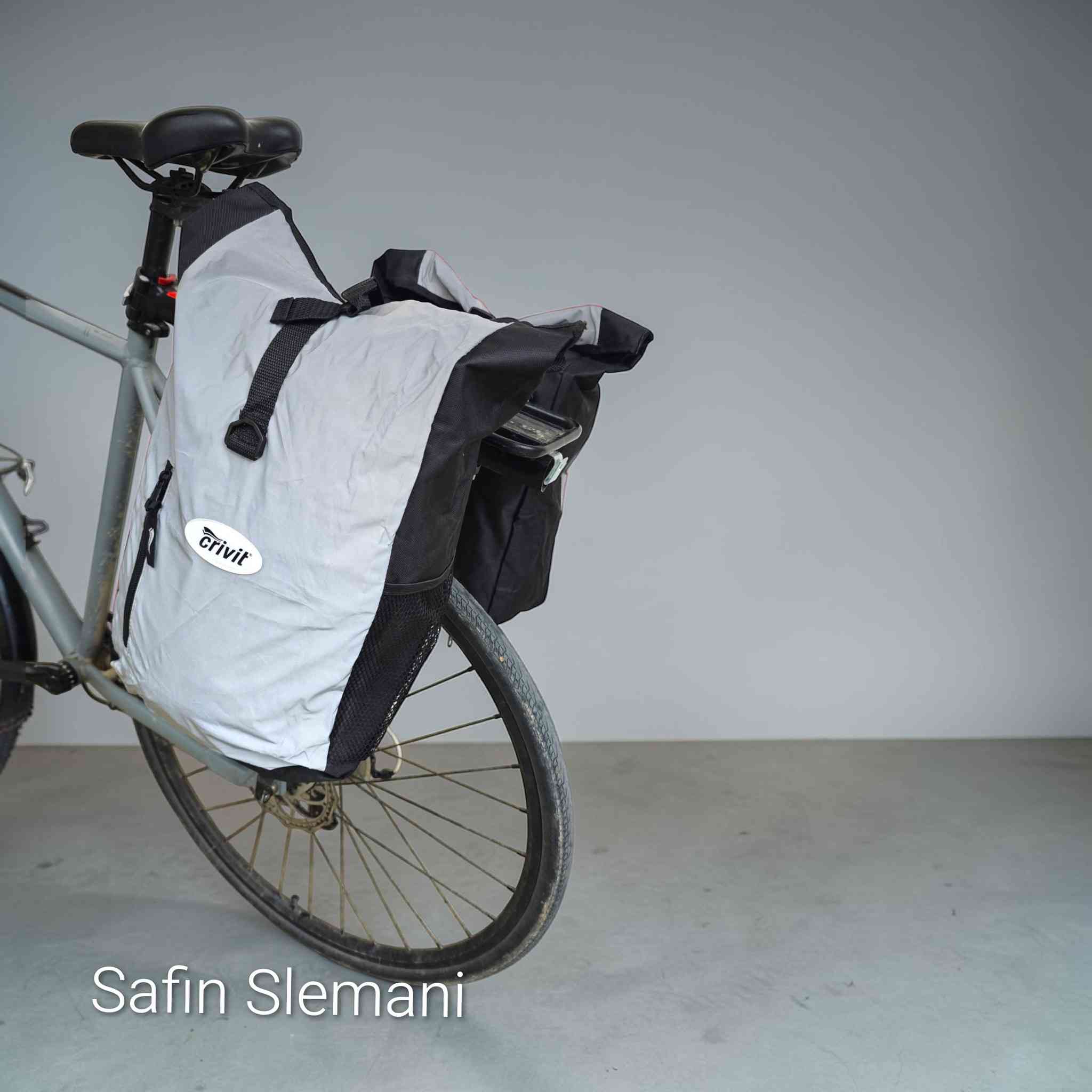 جنط ترحال ضد الماء فسفوريات
متوفرة كمية 
3 قياسات

سعر القطعة 6 الف زوج 12 الف

كم قطعة تريد موجود 

توصيل 5 الف


**إذا كنت صاحب هذا الإعلان وتريد حذفه لأي سبب، رجاءا أرسل رسالة إلى الدعم الفني**