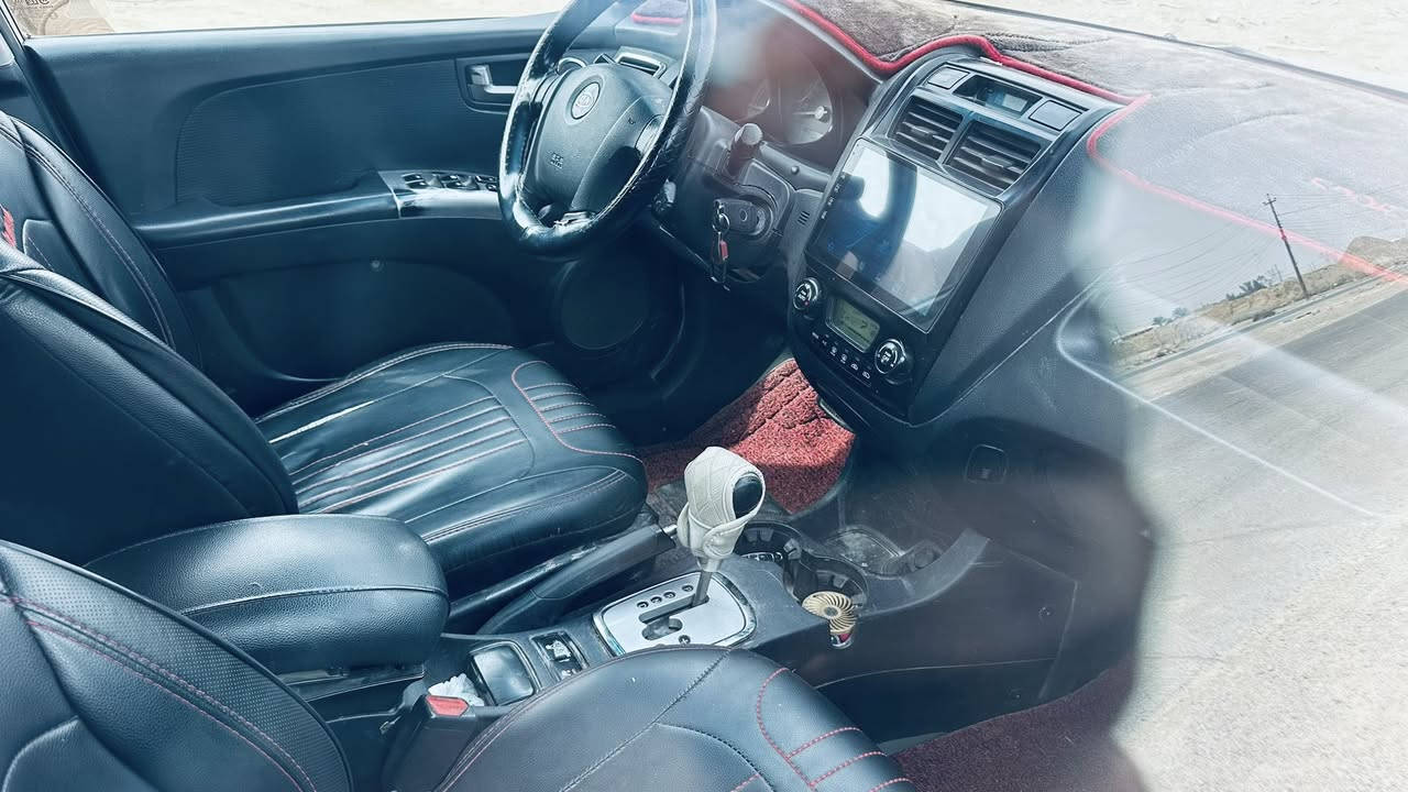 سبورتج 2009 بغداد بسمي
تبريد شغال 

كشن كهربائي 

تخم تاير 
كله شغاله 

سونار موضح بل منشور 

*********** 
غير متواجد عل فيس
