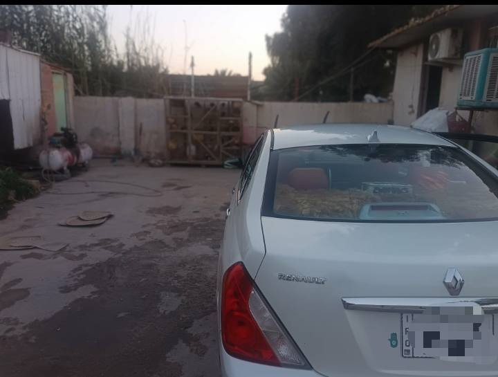 السلام عليكم سياره رينو سافران خليجي 2010 فول مواصفات كفاله عامه 6سلندر  رقم جديد  سنويه 2030 باسمي السياره شخط مابيه 

السياره كامل مواصفات ✅
مكان السياره حله شارع 60✅
السعر 115اوبيه مجال ✅
للاستفسار ***********
