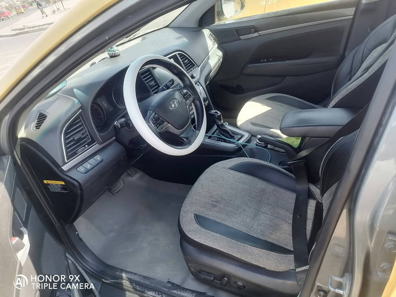 السعر 120
السياره فول واحد ع واحد اعلى فئه 
النترا 2017 الحادث جاملغ الخلفي بدون دواخل خلاص ليبل واحد
محرك ٢٠٠ دوش ولكير اي تي المرغوب ابلادي
صدر امامي خلفي جديد جاهزه للشغل طسته ناعمه
تبريد ثلج تايرات
مكان السياره حي اور قرب جامع الفردوس ***********
