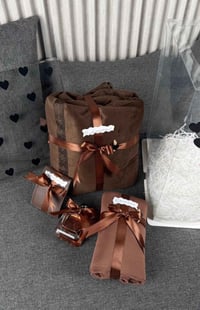 بكج اكسسوارات • عطر ١٠٠ مل • سكارف