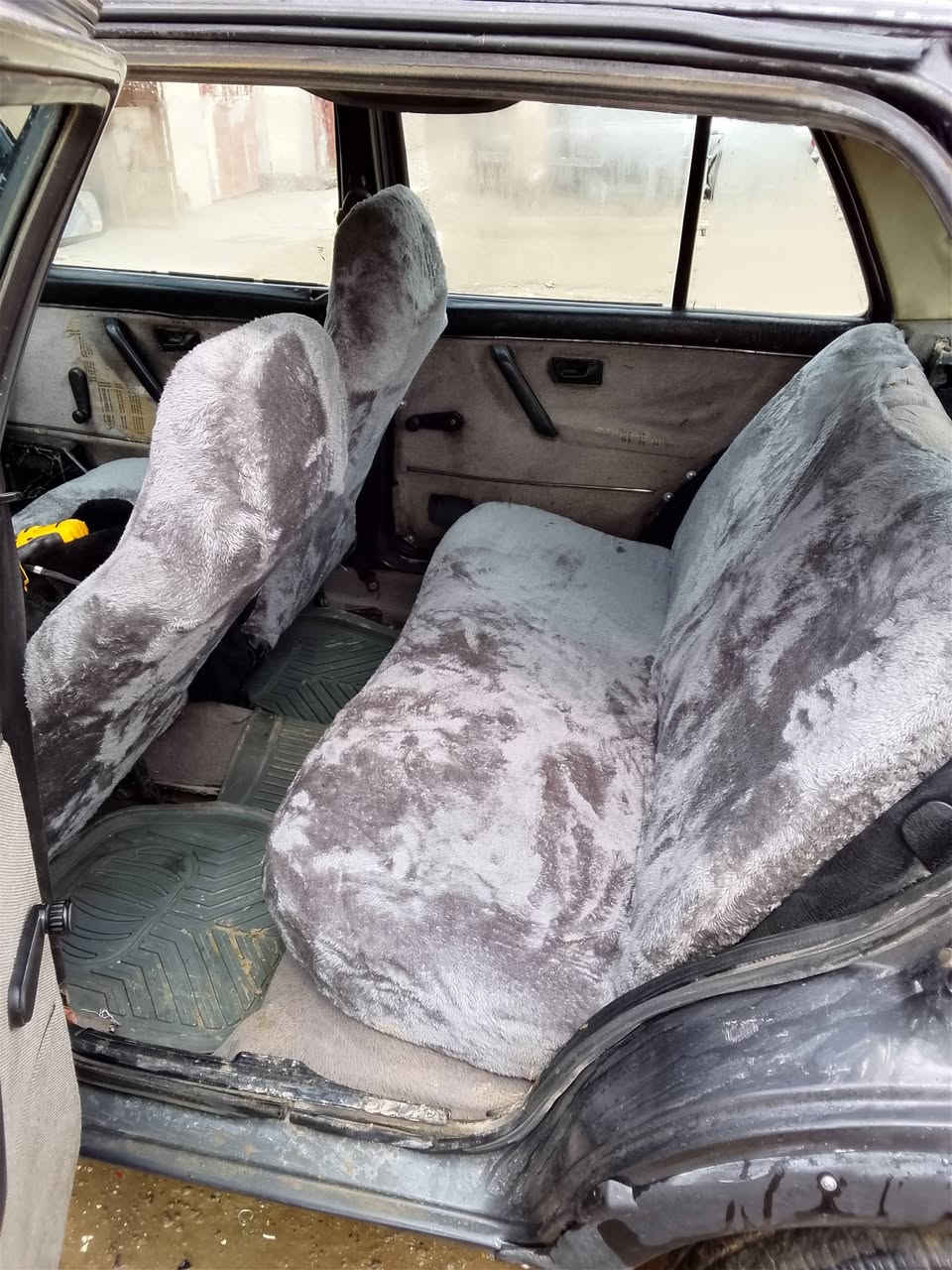 سلام عليكم سياره كولف للبيع موديل1990 محرك 1800
شرط  مصبوغه عام فحص نينوه شرط الوكاله و تحويل 
يرهم مقدمه و قصاط معا كفيل 
  السعر على الخاص 
الشرقاط / الساحل الايسر 
الاتصال***********/***********
 متوفر واتساب
* المو شراي الا يخابر
