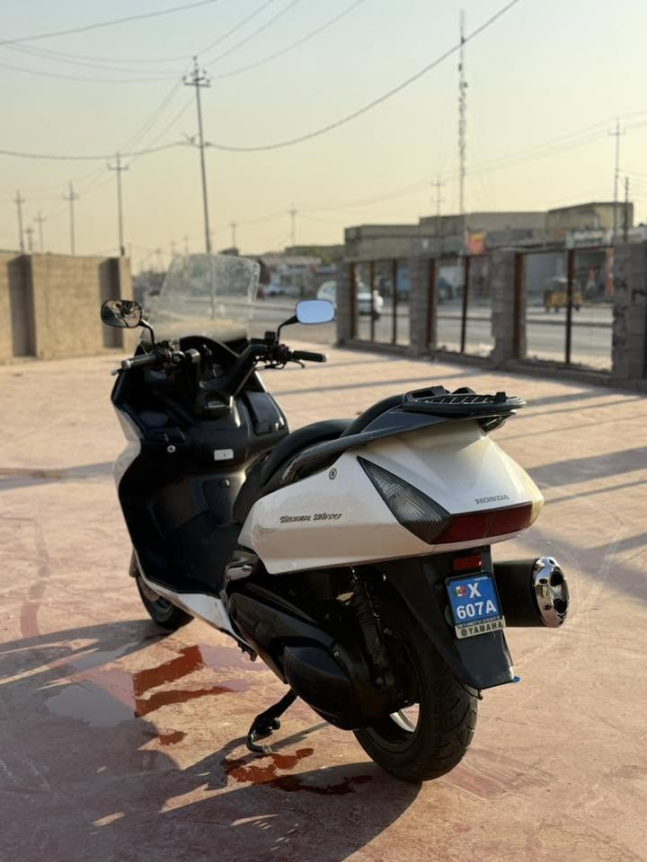 سلام عليكم من رخصت شركت أدمن درجه سلفر ونج مكينه 400 درجه حلوه معدل شلعه مكينه مكفواله جيب وياك فيتر وتعال اوفر شقال بس بيه شخوط خفيفه فقط مكان بغداد المدينه الصدر رقم الهتف *********** متوجد تصال وتساب وخاص السعرمنسب خبر وتدالل

