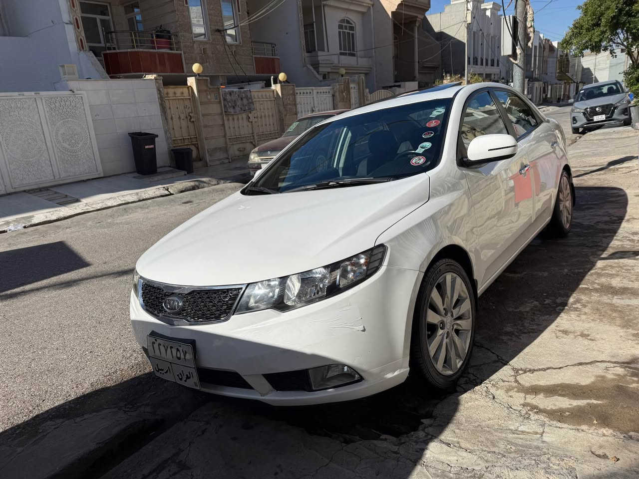 كيا سيراتۆ 2012 فول مواسفات

گێر و مەكینە بەشرت نەكرایتەوە 

سبوغ و لێدران هیچی نیە  یەك پلە كارتی هەیە 

مواسفات فول فولە سلایت بەسمە گێر لەسوكان 
تەبرید لەمس  حساس ئاوێنە شفت  دەرگا بەسمە 

فەحس و سنوی هەزەی نوێیە بةناوى خومه                  

 سعری ١١٥كەمێك مەجال

*********** أربيل, العراق
