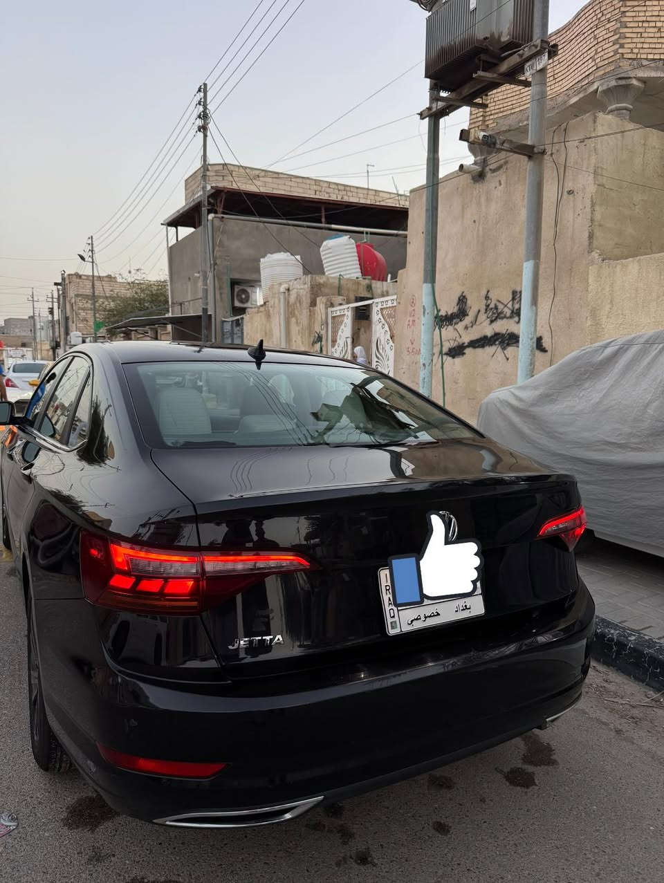 جيتا 19
محرك 1.4 توربو الاقتصادي هسه اجيت من بغداد للبصره باقي بالخزان ربع 
الحادث كما موضح فقط قطعتين
منظومة تبريد جديده
حداد كذالك قبل يومين مسويهن
سياره جاهزه 
سبب البيع رايد احدث اذا اكو مراوس مو مشكله
السعر 145 ويهه مجال بسيط
واي استفسار اتصل وتدلل الفئه SEL Premium الفول يعني
كشن تدفئه تبريد وبعد بيهه هواي مواصفات سلايد رادار …..

***********
