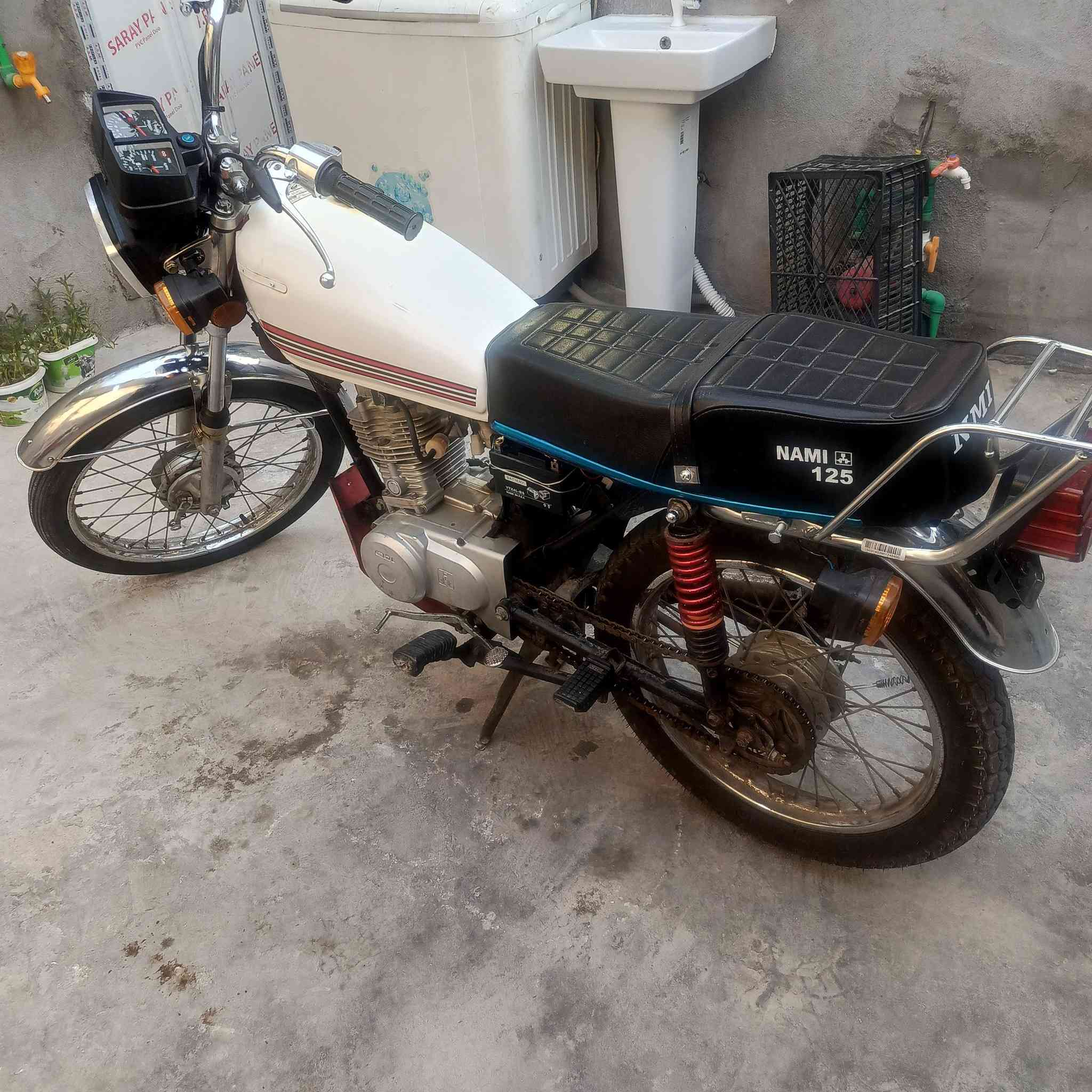 نامه شلامجه دوات نضيفه
كهربائيات شغاله كله جديد
كشن سله مداكر ضفيره عينه لايت صطاب شاير باتري يدات كله جديد
475مكاني قبلة ***********
