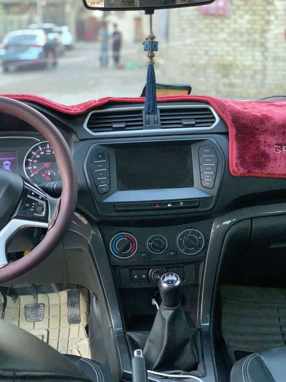 سلام عليكم كريت ويل موديل ٢٠٢٤ سيارة نظيفة كلش محرك كير مكفولة تخم تاير جديد رقم شمالي سيارة مكفولة من حادث ماعدة ضربات بسيطة جداً السعر ١٤٠ او بي مجال بسيط الاتصال ع رقم *********** مكلف بالنشر
