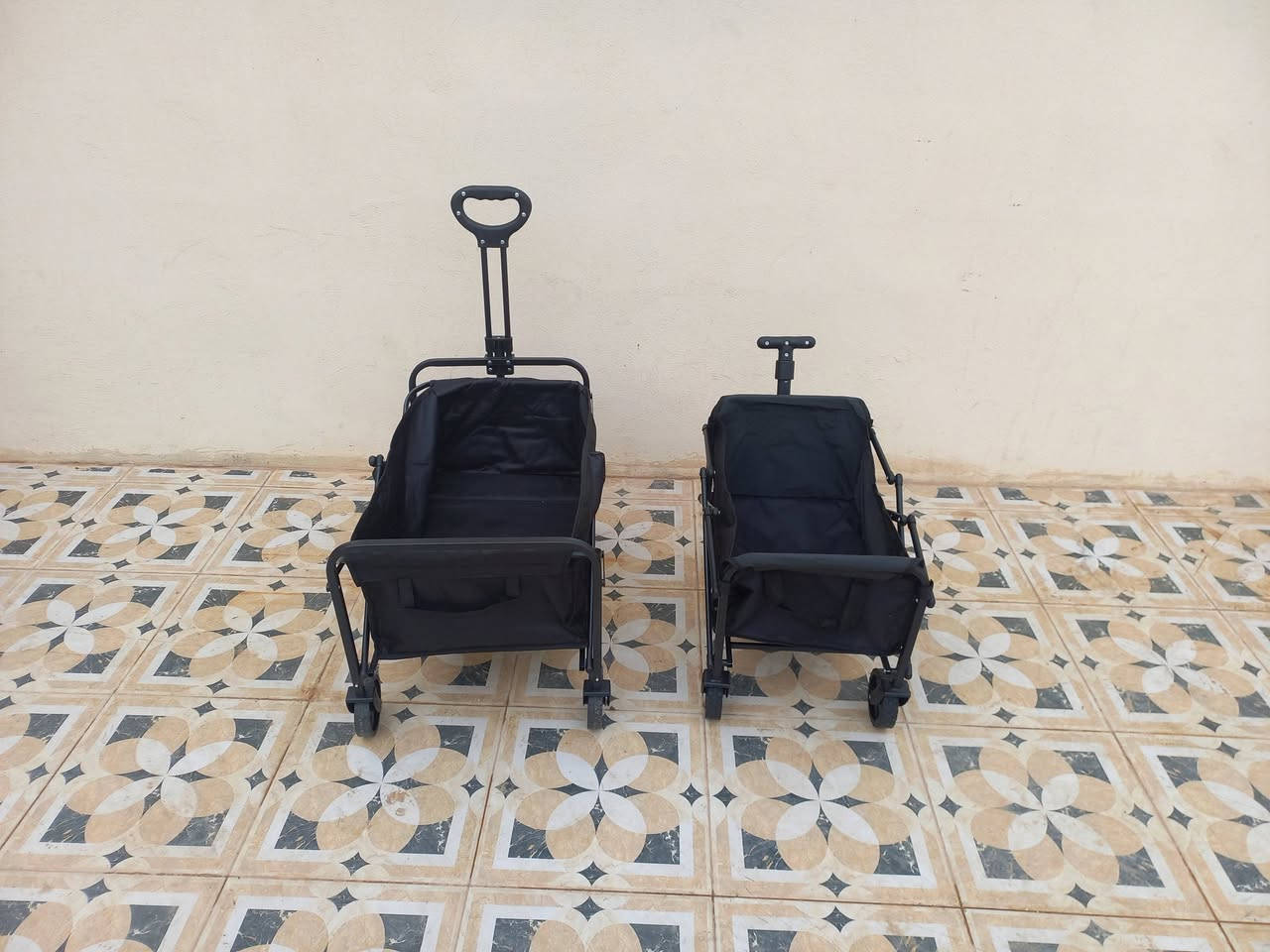 السلام عليكم..
متوفر عندي غراض تخييم وسفرات 
اي حاجة تعجبك راسلني خاص او علق وانطيك السعر والتفاصيل 
يتوفر توصيل لجميع المحافظات ب٥الاف 
واتساب .. ***********
