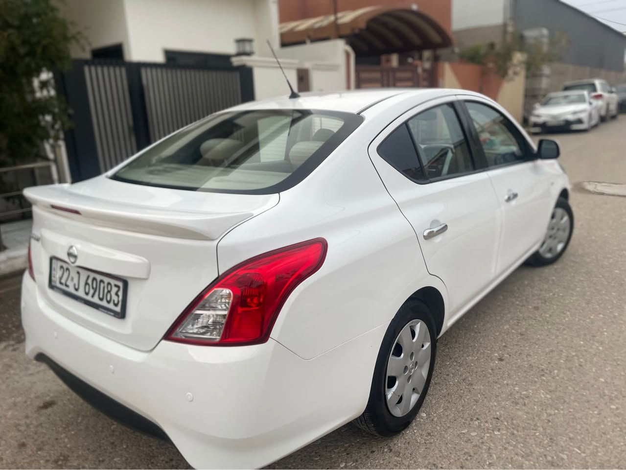 سلام عليكم نيسان صني موديل 2021 سياره كفاله عده بارد بسيط اقل من شبر رقم وسنويه جديده سياره جاهزه ماشيه 90 ألف مكاني كركوك 
***********
واتساب***********
سعر /114 ومجال بسيط كركوك, العراق
