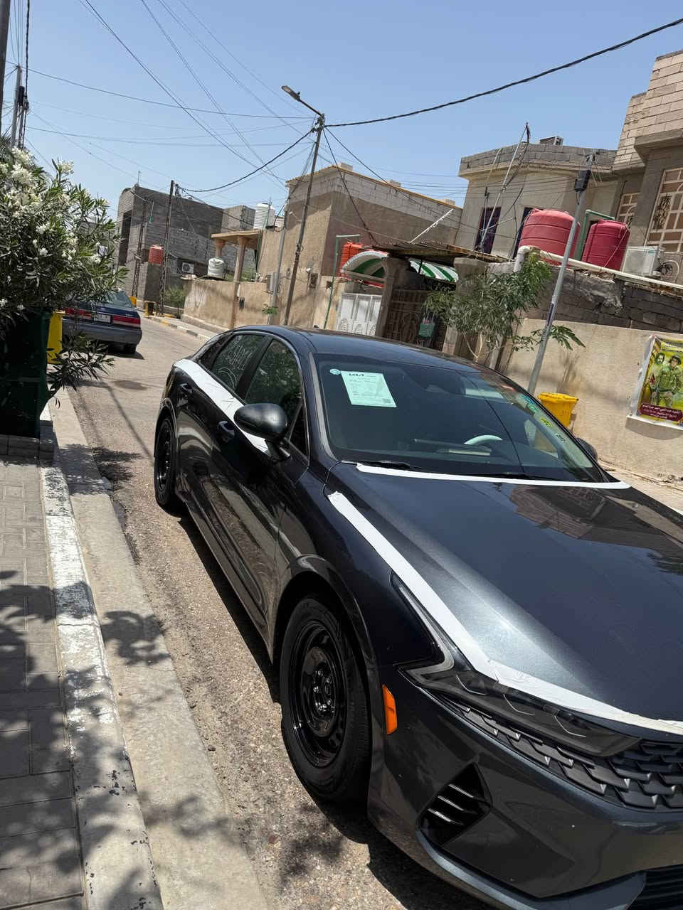السلام عليكم السياره وارد امريكي رقم بغداد معوقين حادث السياره قبق جنطه معمر والبدنه مبدله وبيها بارد شي بسيط ب مدكر السياره جاهزه مكينه ١٦٠٠ تيربو السعر١٥٣$ مكاني بصره القبله  رقم الشاصي مرفق ب منشور *********** البصرة, العراق
