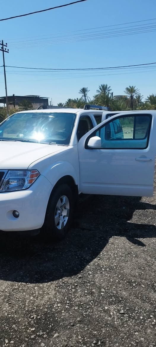 نيسان بافندر 2008رقم بغداد الجديد باسمي سبعة راكب 6 سلندر 
وارد امريكي مكفولة من الحادث والبارد والمعجون بس مكانين مرشوشة اذا بيهة بارد ترجع تبريد تدفئة حدادية تايرات كير مكينة دواخل خير من الله مكاني بصرة السعر 115 سيارة نظيفة


**إذا كنت صاحب هذا الإعلان وتريد حذفه لأي سبب، رجاءا أرسل رسالة إلى الدعم الفني**