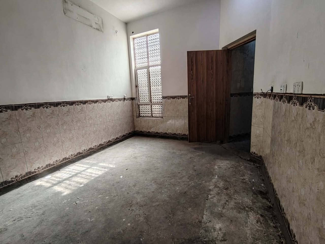 ياالله
السلام عليكم

يعلن مكتب بركات الزهراء عن

وجود دار زراعي للبيع مساحه 100م

الموقع شارع محمد الجواد

مكوناته //استقبال ومطبخ وصاله وغرفه نوم ومجمع صحيات داخليه وخارجيه

السعرررر //50مليون وبي مجال

البيت فارغ راسا جيب غراضك واكعد 

للاستفسار مراجعة المكتب مقابيل شارع الدوب 

للاستفسار الاتصال ***********
