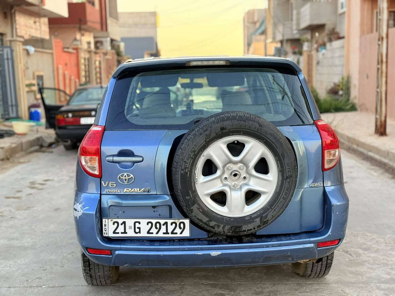 للبيع او مراوس باحدث رف فور 2007وكاله بسمي شرط التحويل محرك اصل افلون6 اثر رخاوه گير شرط بيها قطعتين بخ بدون دواخل شرط طخم جديد طخم تايه جديد باتري جديد سعرها 90 وبيها مجال ***********
