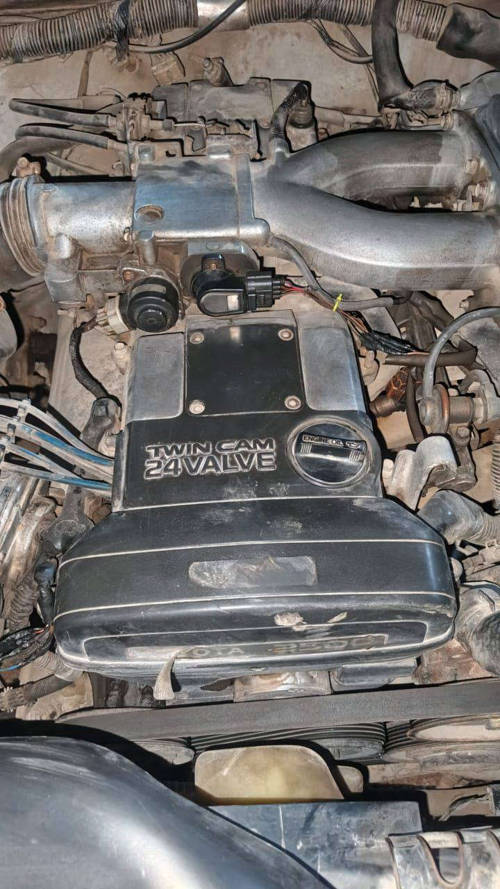 تيوتا كراون بطه مكفول من اضربه ولصبغ بيها خياس قليل بلجاملغ الوره 
مديل 2000 
السعر 50 وبيها مجال العنوان البصره  ابي الخصيب 
للستفسار: *********** البصرة, العراق
