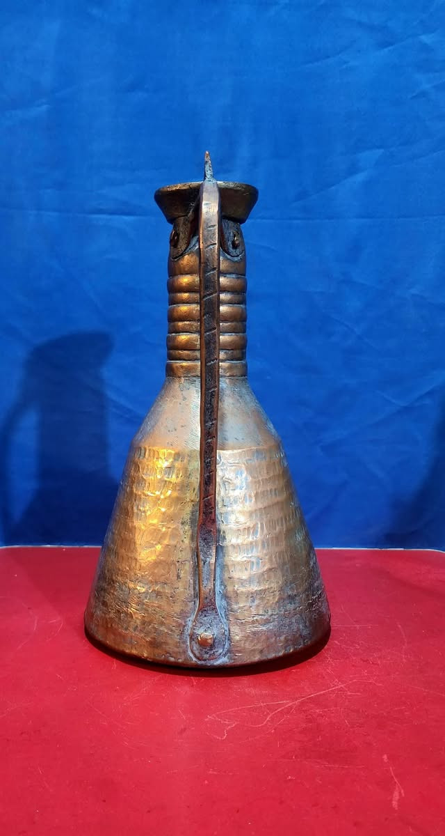 السلام عليكم
مشربه ارتفاع 38 سم نظافه تامه السعر 130 الف
گمگم نحاس قديم طلاء فضي بدون ختم ارتفاع 42 سم نظافه تامه السعر 170 الف مكاني بغداد


**إذا كنت صاحب هذا الإعلان وتريد حذفه لأي سبب، رجاءا أرسل رسالة إلى الدعم الفني**