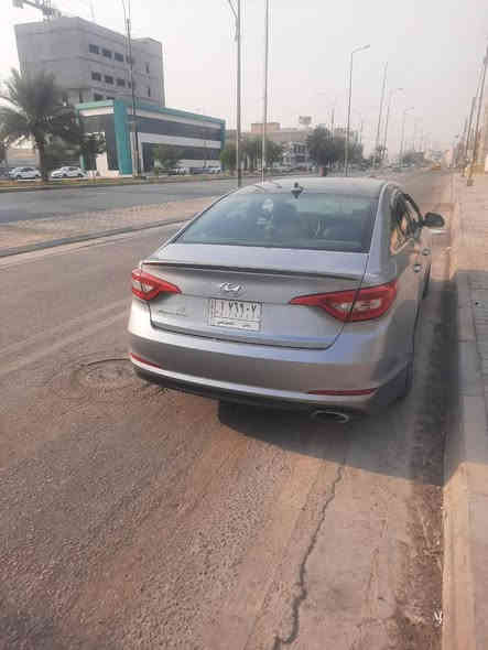 السياره بيها مكانات ضبغ قليله السياره حلوه السعر 110 وبيها مجال للشراي مكان السياره دوانيه رقمي *********** آفاق
