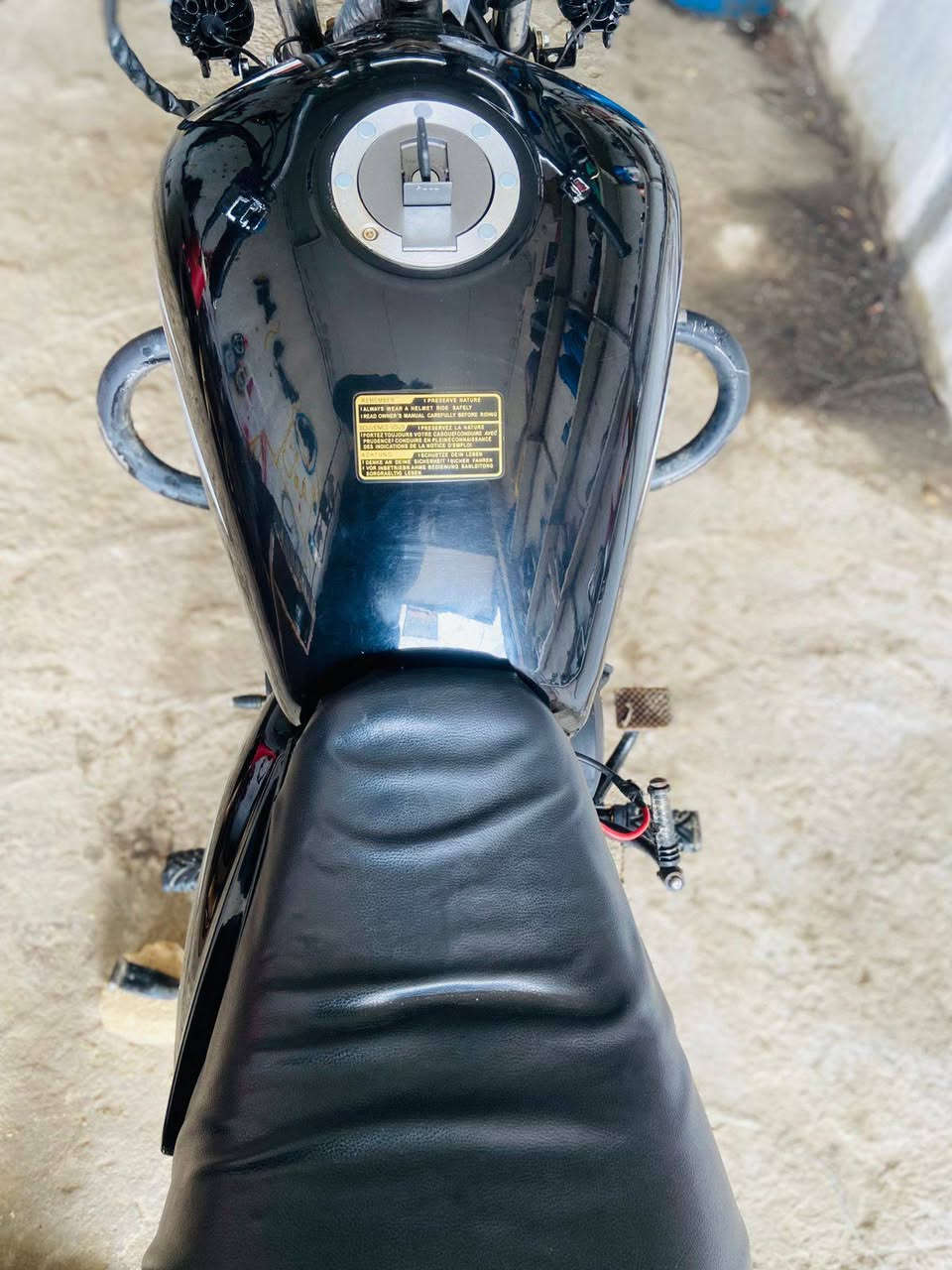 السلام عليكم
اوباما للبيع دراجه خير من الله مكينه 200 بلاد أوراق استنساخ تخم تاير ب625 وبيها مجال قليل قضاء النصر ***********
