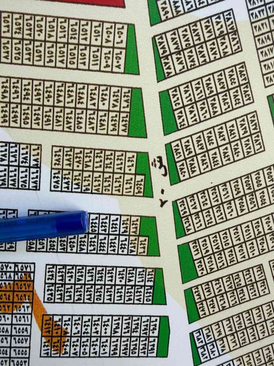 السلام عليكم ورحمة الله وبركاته
مكتب الشروق للعقار
قطعه ارض للبيع
رقم العقار 6445
المقاطعة 10/2 طابو ملك صرف 
المساحة 200 متر قرب شارع 60 وتقاطع درويش 
موقعها حلو ومميزه
(واجهه 10) و ( نزال 20) 
السعر 98 مليون مع المجال 
الي عنده قطعة يتصل ع الرقم او يتفضل ع الخاص ونعرضها اله يحب بيع سريع او نعرضها للجناي 
 *********** واتساب
