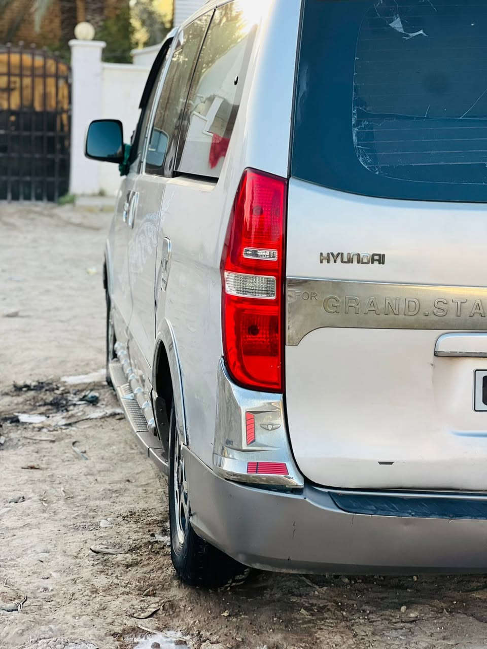 سلام عليكم سيارة ستاركس موديل 2008 مسكر اصل كفاله عامه سيارة جاهزة كير مكينه تخم تاير حداديه تبريد كاله كفاله السعر 126 وبيها مجال الستفسار ***********
