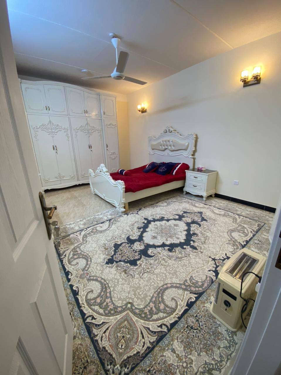 دار للبيع قرية
الغدير الثانية
النجف الأشرف 
150متر طابقين
*غرفتين 
*أستقبال 
*مطبخ 
*صحيات 
*كراج 
*حديقة 
نظيف جداً
سند حر يباع نقداً🔑
مرحلة أولى B26
وجه كوفه 
قريب جداً من شارع المجمعات 
السعر مناسب..
للإستفسار👇
الأتصال واتساب 
***********
عنوان المكتب النداء شارع المجمعات مجمع بيتي السكني الأول 
مقابل
#الأميرات الثانية او مطعم وكافيه #الشيف #محمد #صلاح
(مكتب سما بلادي)
