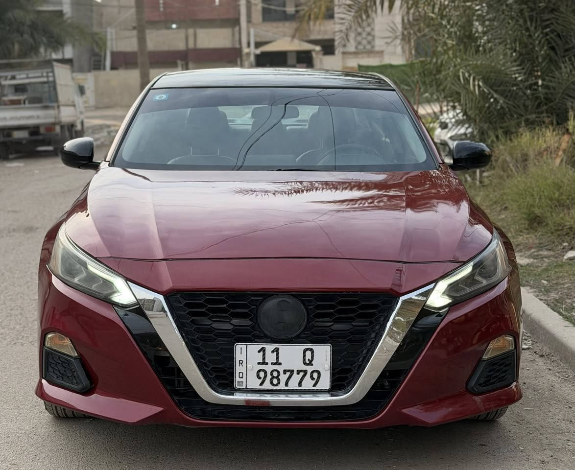 السلام عليكم
التيما 2019 sr
السعر 112 وبي مجال 
بصمة تشغيل ودخول ذكي 
تشغيل عن بعد 
كراسي جلد 
كرسي كهرباء 
رادار جانبي امامي 
لايت زينون 
شاشة كامرة دوارة 
هندبريك بصمة 
اوتو هولدد
محرك 2500 
كشاف لد نهاري 
فول تحكم ستيرن 
كروس سرعة 
وبعد بيها مواصفات 
صدر جديد 
تخم تاير 2026 تخم جديد 
السيارة ماشية 70 
السيارة بيها قطع صبغ ابيع حزام 
مكان السيارة المنصور 
***********
