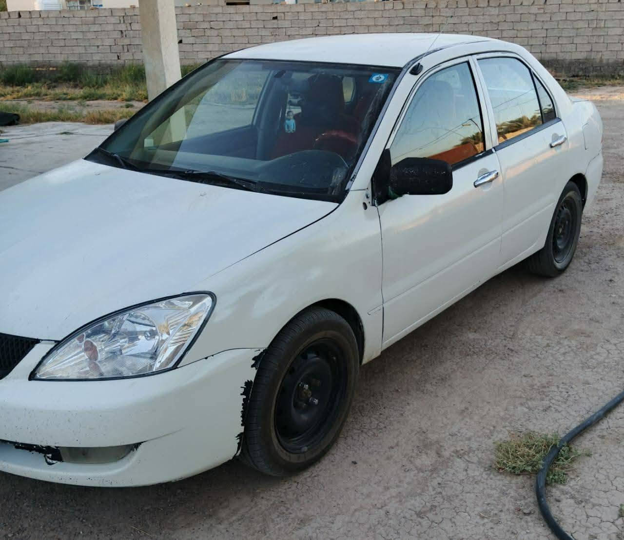 السلام عليكم لانسر موديل ٢٠٠٤لبيع السعر ٥٣ وبيها مجال مكان سياره ديالى  بلدروز الاستفسار اتصال على رقم ***********
