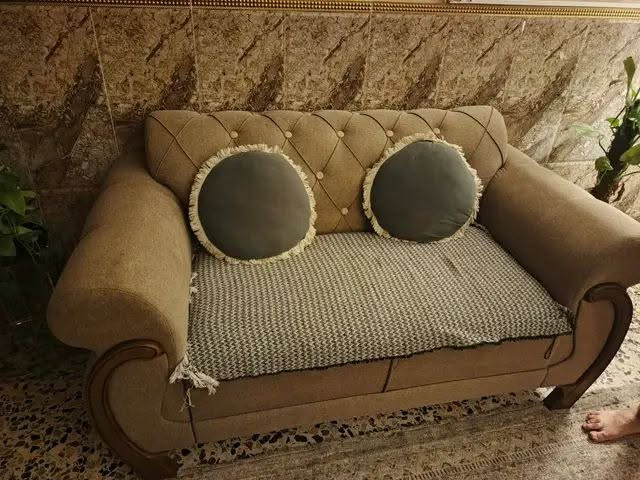 غرفه 7 قطع نضيف جدا ضخمه تخم 10 مقاعد تكمه مابي ضرر لاستفسار ع الخاص مكان البنوك


**إذا كنت صاحب هذا الإعلان وتريد حذفه لأي سبب، رجاءا أرسل رسالة إلى الدعم الفني**
