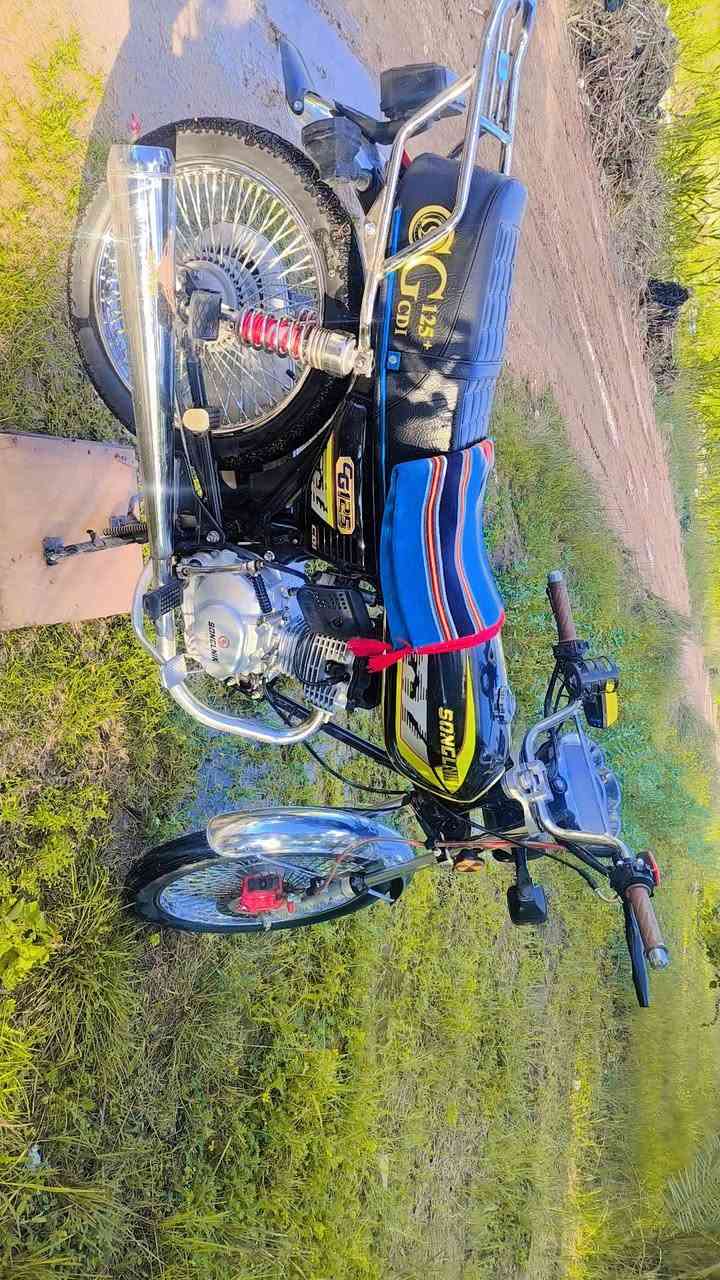 دراجه للبيع موديل 26 السعر 900 مكان كربلاء العطيشي رقم الهاتف ***********
