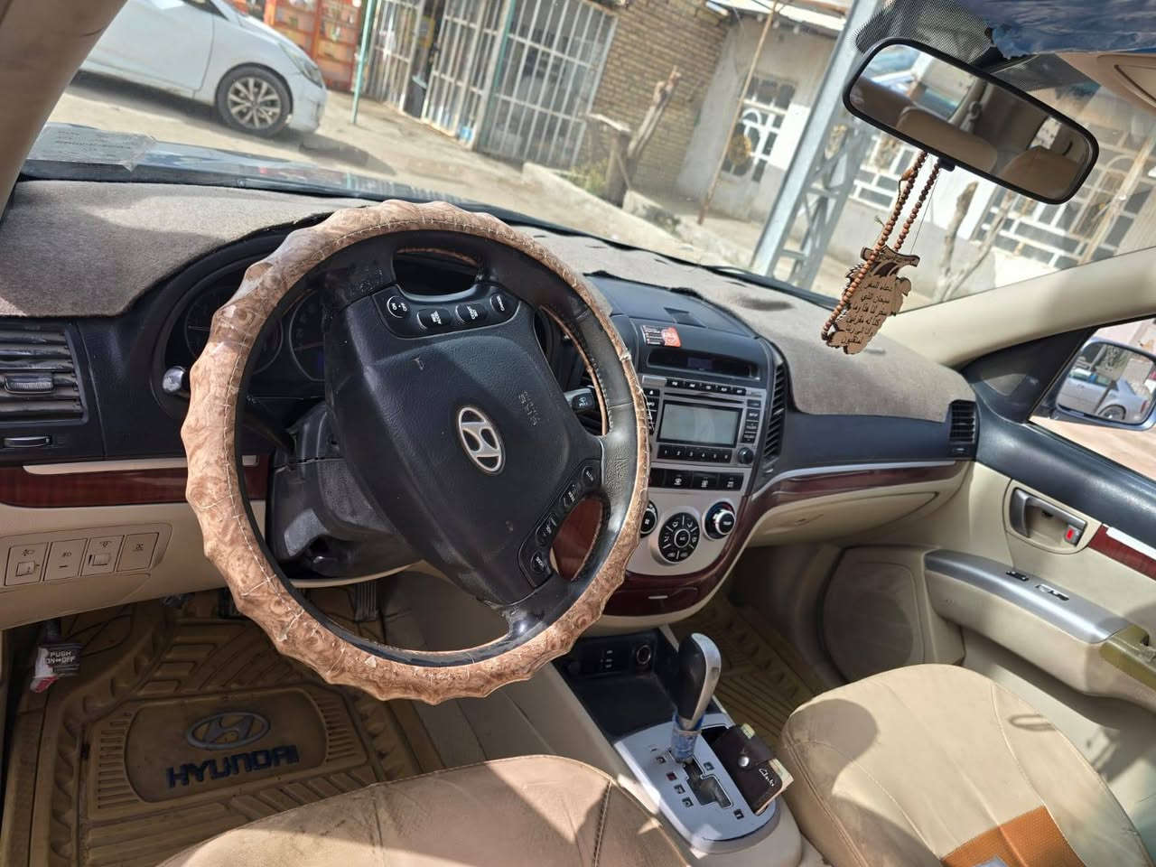 ٧ راكب مكفولة ماعدا جيلاتين وتصليح شبر باالباب رقم مميز مال جناي السعر ١٢٥ موديل 2007 العنوان ديوانية شامية التواصل عبر الاتصال +964 771 441 7520
