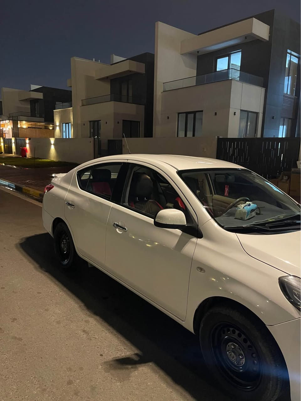 سلام عليكم نيسان سني 2024  ماشيه 138 كم سياره حلوه وجديده ومثل ماموضح بالسونار للبيع او مراوس حسب القناعه 120 وبيها مجال العنوان البصره ساحه سعد رقم صاحب السياره *********** اخوان انه مكلف بالنشر فقط صاحب السياره موجود رقمه اتواصلو ويا البصرة, العراق
