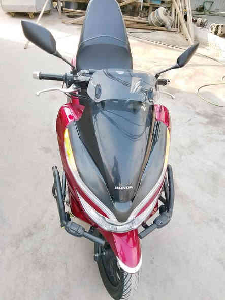 سلام عليكم دراجة بي سي اكس جيل ثالث ياباني ياباني  الدراجة كفالة عماة من الشخط
1 الدراجة ماشية 19الف بس 
2 حساس زدحام 
3 حساس ستان 
4 تدفئه يدات 
5 درع sss 
 عنواني بغداد المدينة السعر خاص الاستفسار ***********
