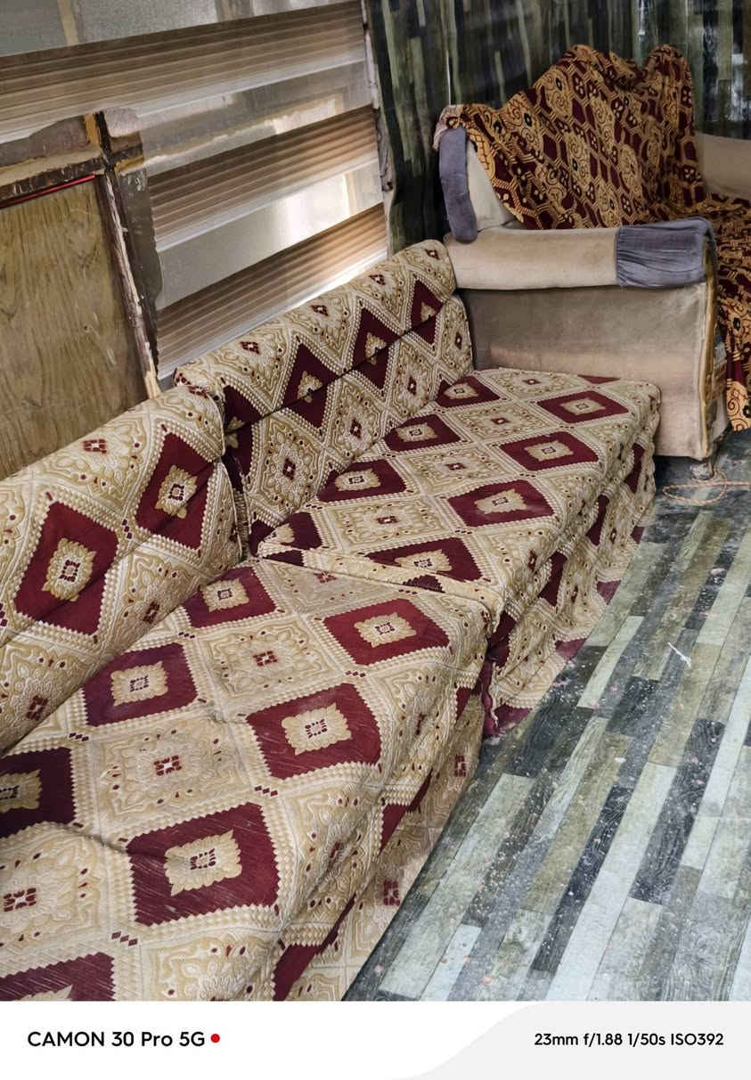 ديوان ويا بعد ركنين القنفه مجاني ويا اريدهن ٢٥مرايه تزكام خمسين وبيها مجال والعارضه تزكام ٢٥دوشك جربايه ٢٥جربايه خشب تزكام ٢٠جربايه ثانيه هيه دوشكها ٧٥ميه و٨٠ماخذتها كلهن بيهن مجال مكاني نجف شارع المطار


**إذا كنت صاحب هذا الإعلان وتريد حذفه لأي سبب، رجاءا أرسل رسالة إلى الدعم الفني**