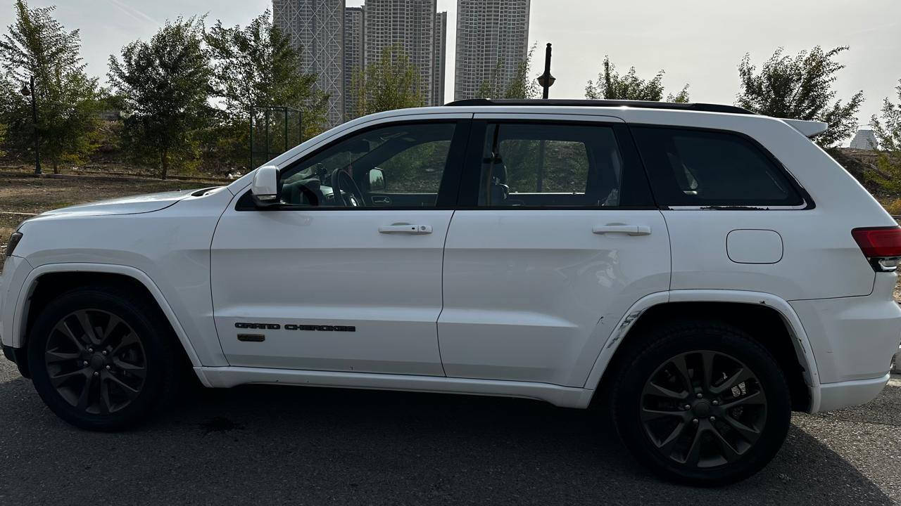 جيب لمتد فول الفول عدا رادار امامي وكاميرا امامية 
رقم بغداد
موديل ١٦ 
ببها قطع صبغ ابيع مصبوغة حزام
السعر ١٧٥٠٠ الف دولار وبيها مجال
***********
