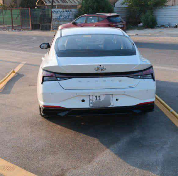 السلام عليكم.  من رخصه الادمن
هيونداي النترا ٢٠٢١ للبيع ماشية فقط ٩٢ آلاف كيلومتر
 خليجية (لان تصنيع كوري اسمها افانتي )
 محرك ١٦٠٠ دوش دبل نوزل 
 مواصفات بصمة🔁
/ تشغيل عن بعد🔃
/حساسات🔛
/رادارات🔝
/كاميرا خلفية🔘📹
/ صندوق ذكي🛅
/قيادة ذاتية🚗
 /تثبيت مسار✅
/تثبيت سرعة✅
/تحكم ستيرن كامل✅
/شاشة لمس☝️
/ كار بلاي 📳
/ اوتو اندرويد📳
أبواب لمس
مود سرعة
رقم بغداد 
العنوان بغداد الغزالية
للاستفسار واتساب او الاتصال على الرقم
***********
