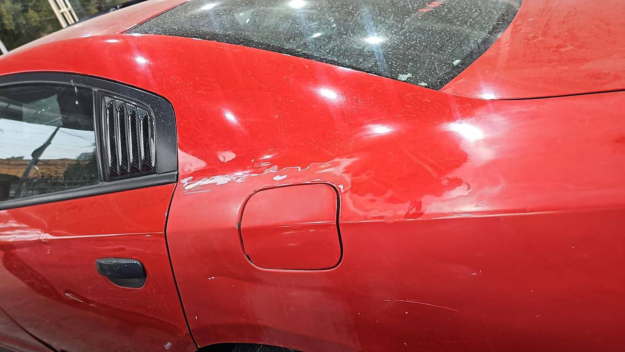 السلام عليكم جارجر للبيع 18السياره داخله كلين بالعراق صار بيه صفحه تبديل قطع اصليه نفس اللون وصبغ الجامرلوغ الخلفي ***********
رقم بغداد باسمي تحويل مباشر
السعر 165 وبيه مجال
