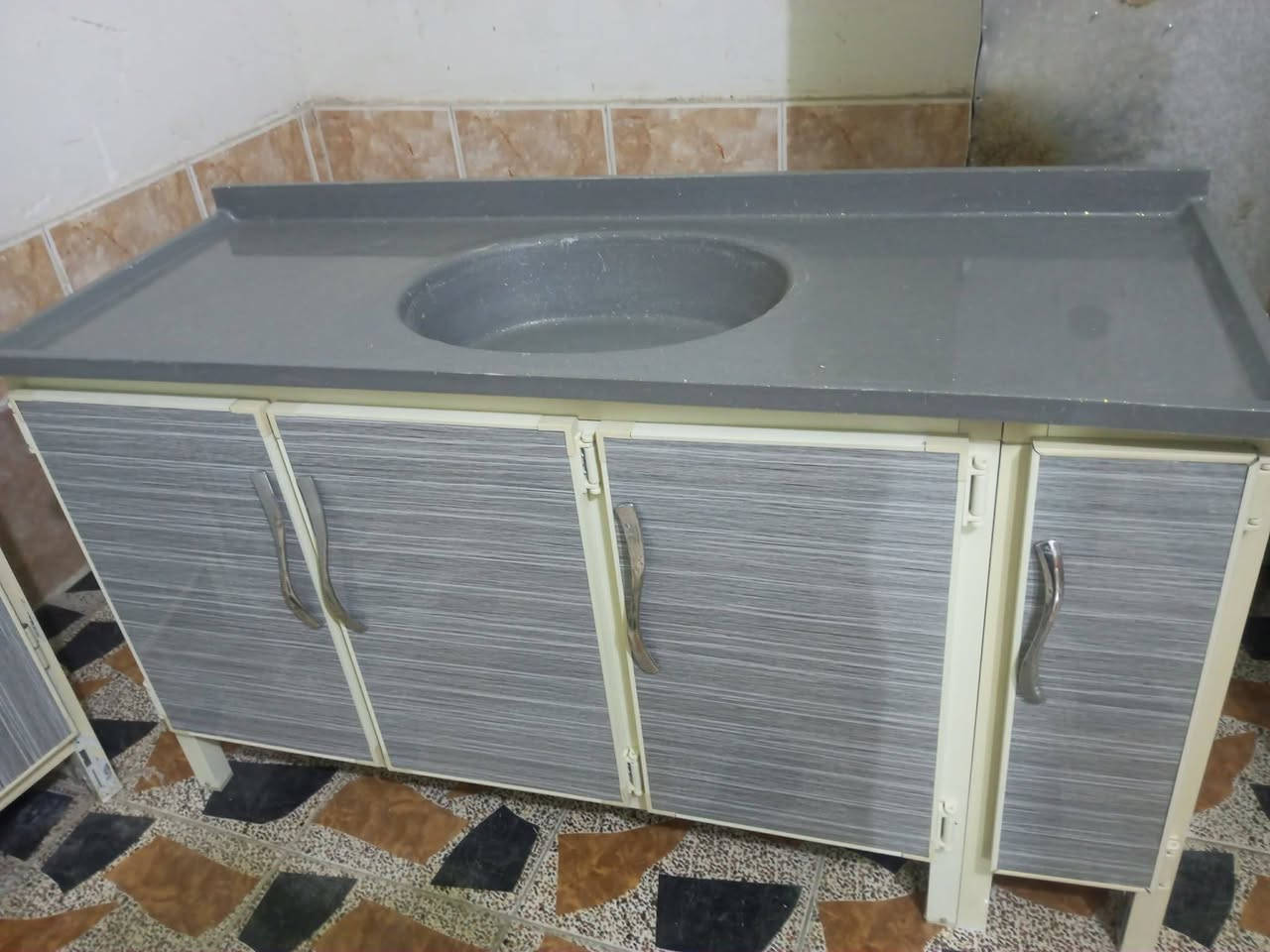 يا رزاق للبيع السعر 850 استخدام قليل تسكام الثقيل ويه السنك يصير خمس امتار أو نص ست  قطع بس السنك مرمر الشراي يراسلني خاص ادزله الفيديو والعنوان


**إذا كنت صاحب هذا الإعلان وتريد حذفه لأي سبب، رجاءا أرسل رسالة إلى الدعم الفني**