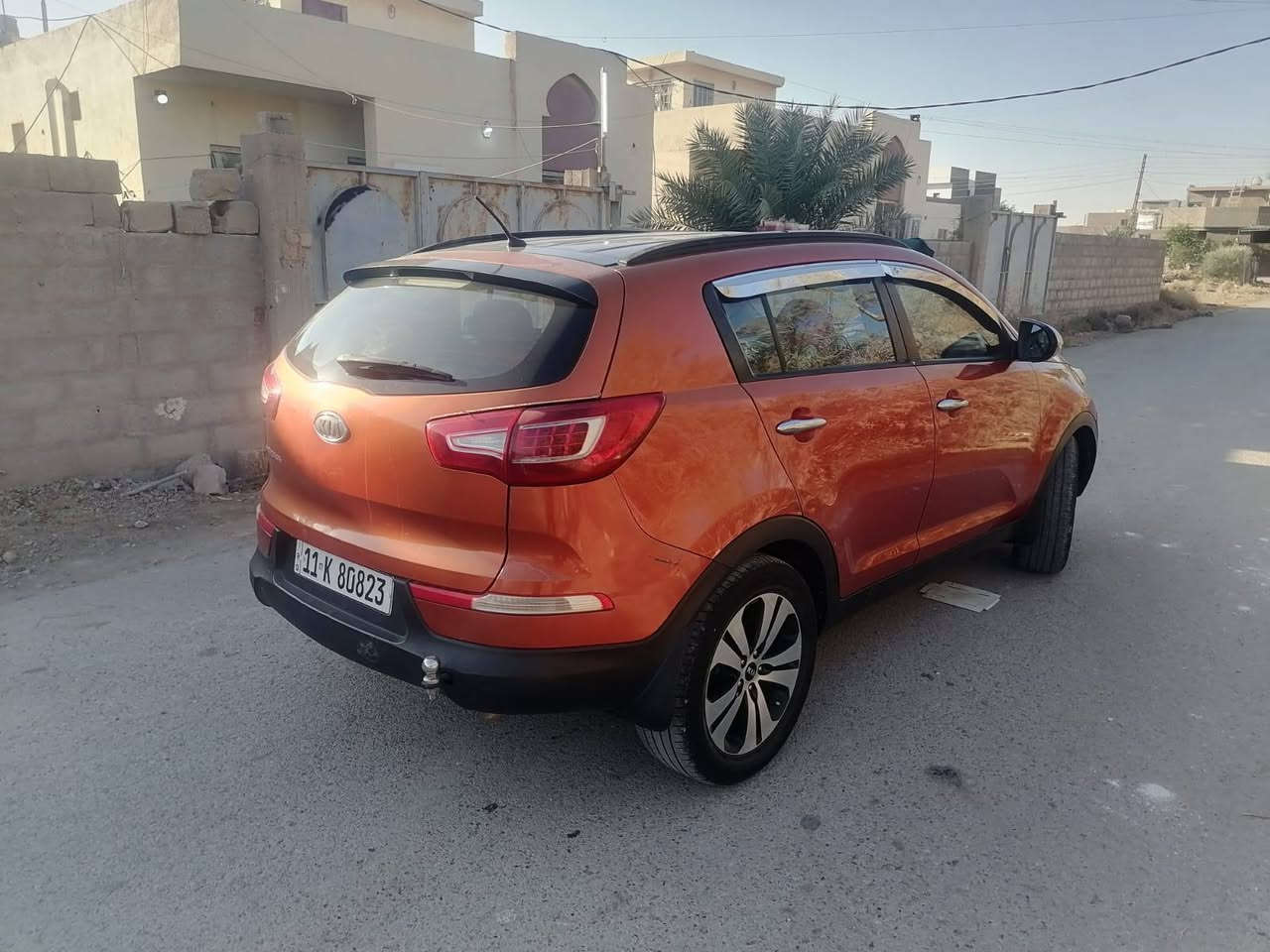 كيا سبورتج موديل ٢٠١٢ خليجي ماشيه ١٤٦ الف بيها قطعتين صبغ السياره جاهزه باسمي رقم بغداد  السعر ١٣٥$ وبيها مجال بسيط موقع السياره الانبار قضاء عنه تلفون ***********
