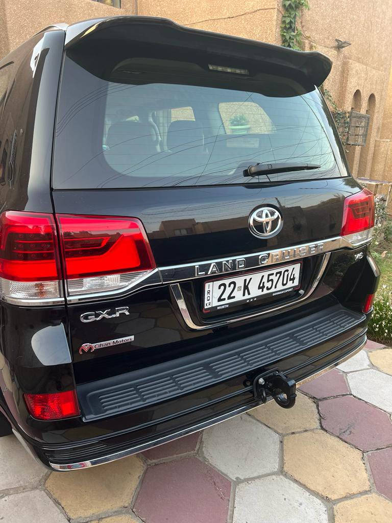 لاند كروز موديل ٢٠١٧ أربيل انكليزي تريد تحويل تريد وكاله مكفوله عدا الصبغ وشخط مثل ماموضح بالصور مكانها بغداد الدوره السعر ٤٩٠ وبيها مجال رقم صاحب السياره ***********
