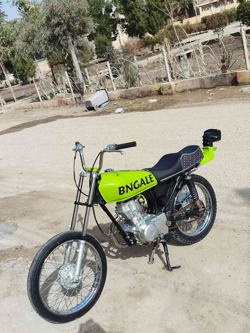 السلام عليكم دراجه للبيع نوع ناما شاصي 2022 اوراق سكنر كاملات وتعمير 2025 دراجه مكفوله مكينه ما مفتوحه حلـِۈۋ‏وھّ لون مميز صبغ حراري راسطه طياري السعر الاتصال عل رقم *********** مكاني بابل قضاء القاسم
